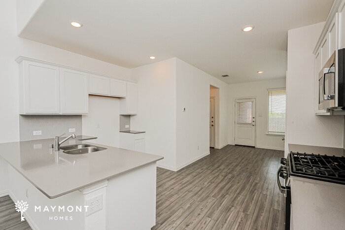 Building Photo - 1256 Canuela Way