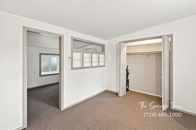 Building Photo - 2901 Beacon St