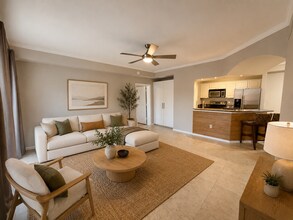 Building Photo - 12965 Positano Cir