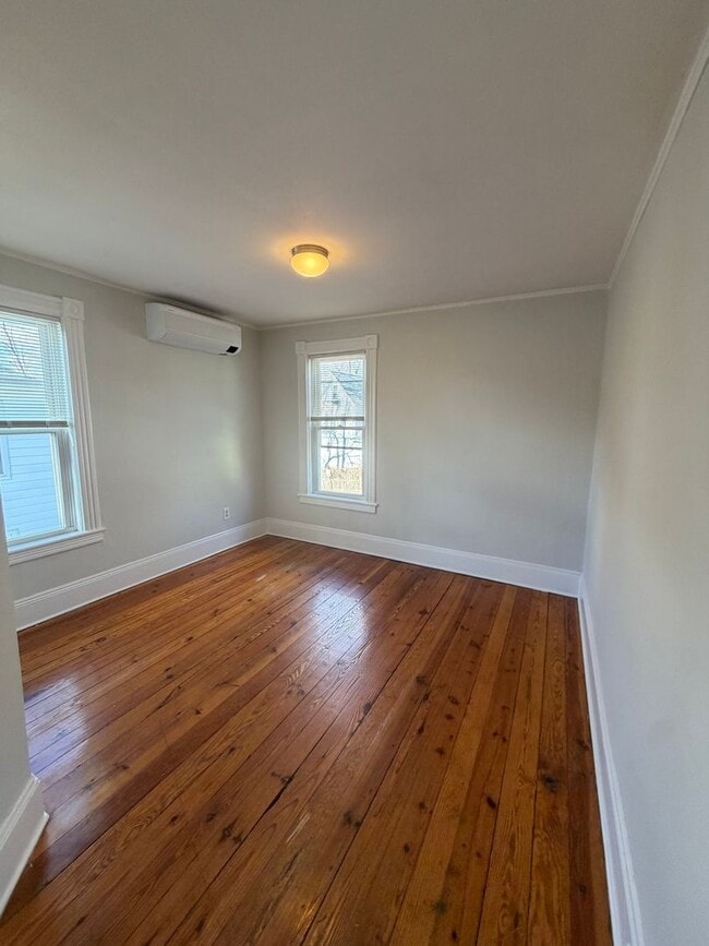 Building Photo - 27-29 Dalton Ave