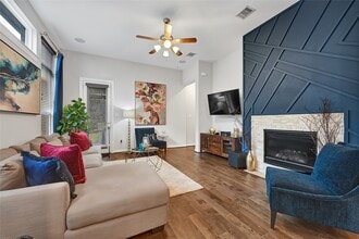 Building Photo - 13513 Northline Lake Dr