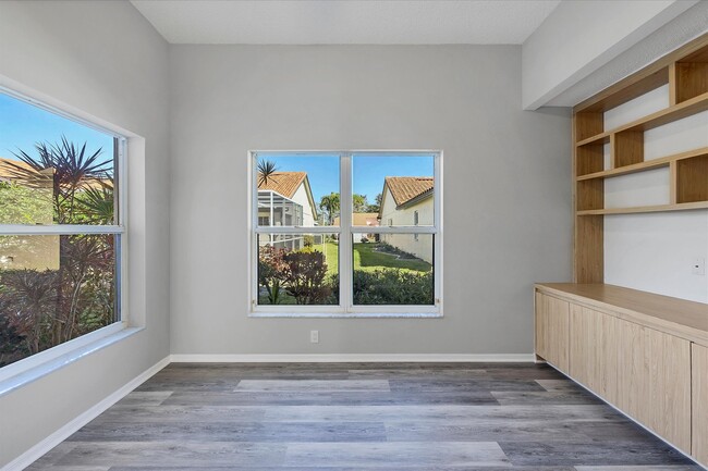 Building Photo - 4998 Tamarack Trail
