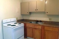 Building Photo - 2901 New Walkertown Rd