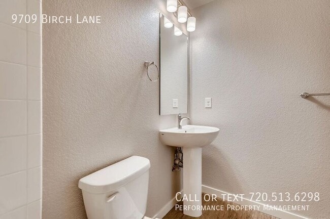 Building Photo - 9709 Birch Ln