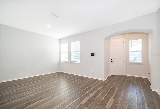 Building Photo - 1468 Grassland Ave