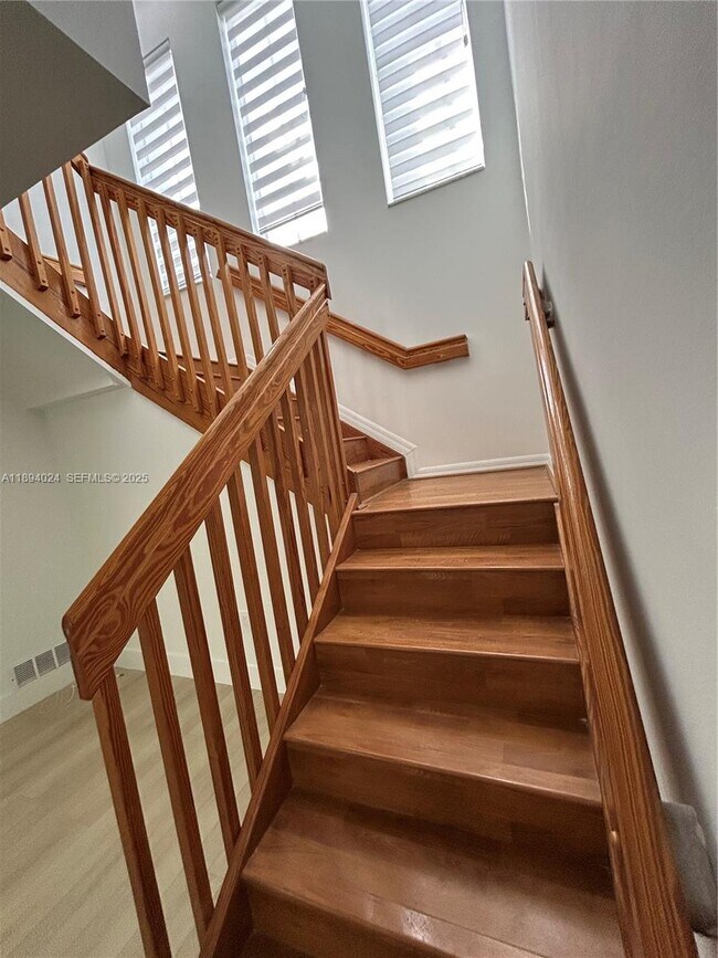 Building Photo - 8725 SW 158th Pl