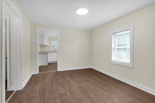 Building Photo - 617 1st Ave