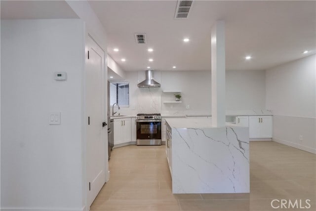 Building Photo - 25941 Montemar