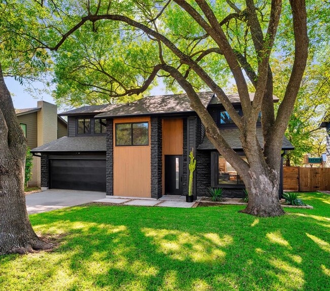 Building Photo - 2409 Shiloh Dr