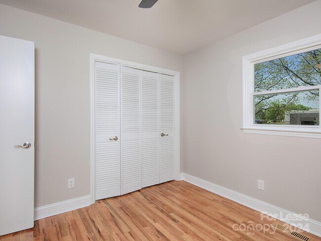 Building Photo - 378 Cornelius Rd