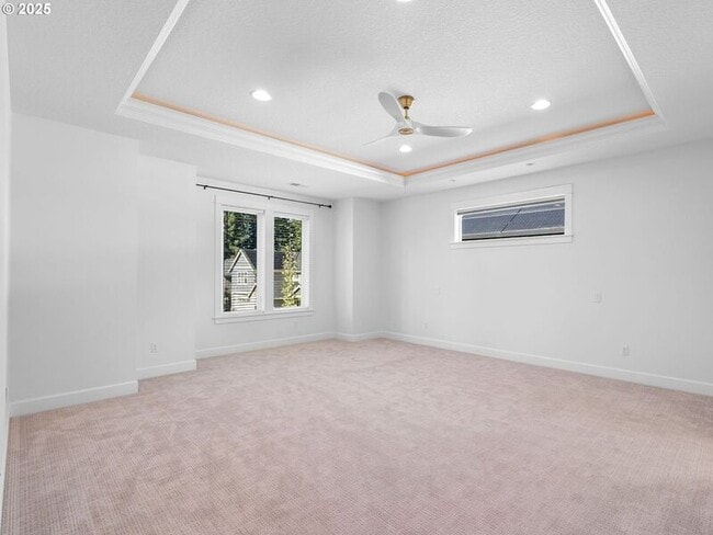 Building Photo - 9010 SW Inez St