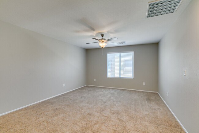 Building Photo - Spacious Townhouse with Loft & Rare 3-Car Garage!
