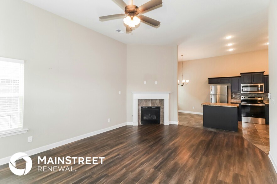 Building Photo - 1385 Switzer Dr