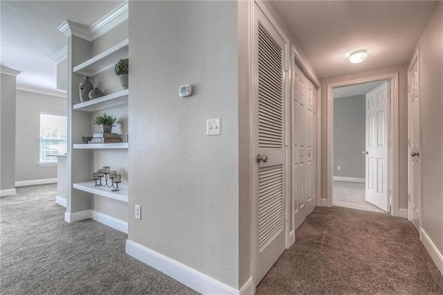 Building Photo - 11610 Tomahawk Creek Pkwy