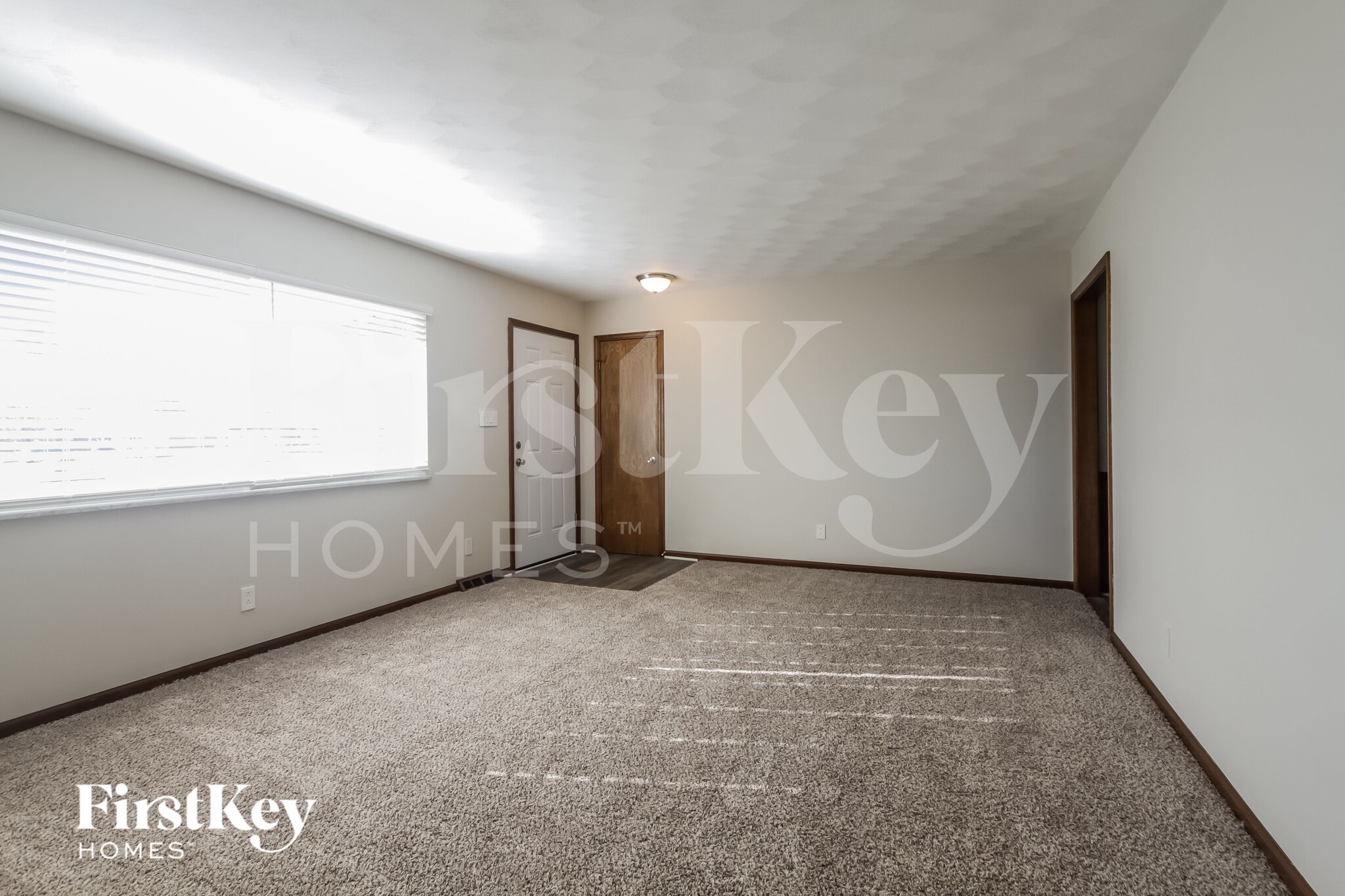 Building Photo - 242 Hargeo Dr