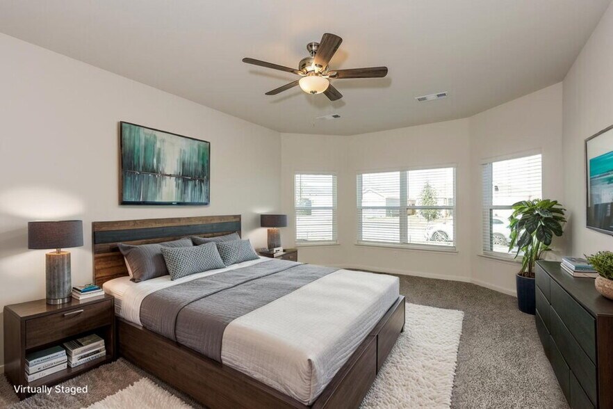 Building Photo - 1328 Redpine Dr