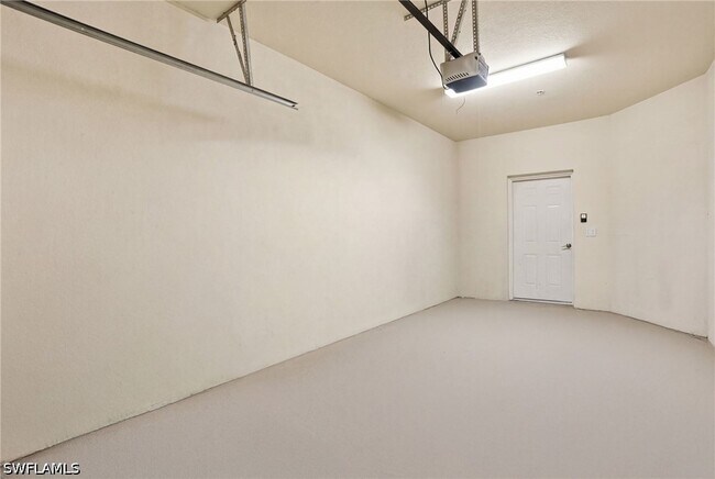 Building Photo - 12854 Carrington Cir