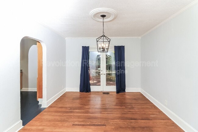 Building Photo - 371 Haas Ave SE