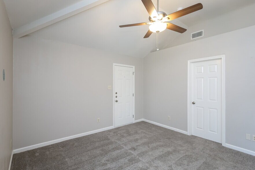 Building Photo - 101 Colony Dr