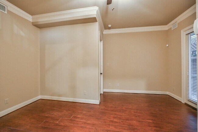 Building Photo - 11005 Upland River Dr