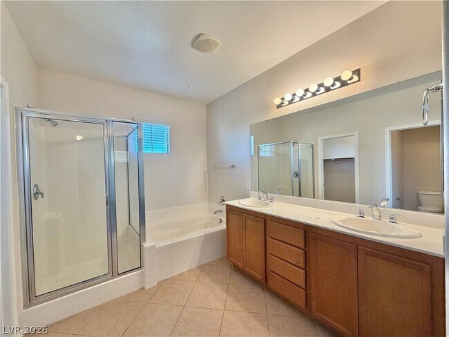 Building Photo - 3505 Simmering Sun Ct