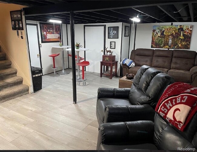 Building Photo - 18590 Blakely Dr