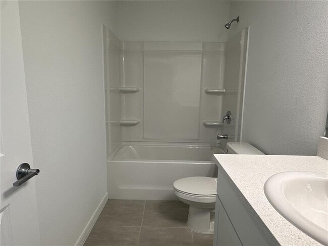 Building Photo - 2397 Paravane Wy