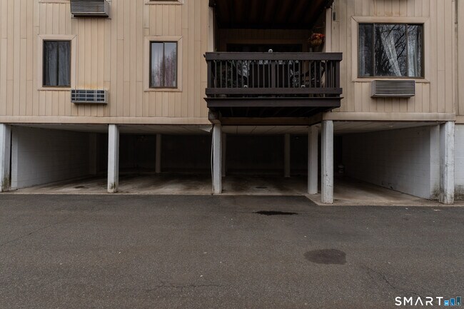 Building Photo - 175 Mill Pond Rd
