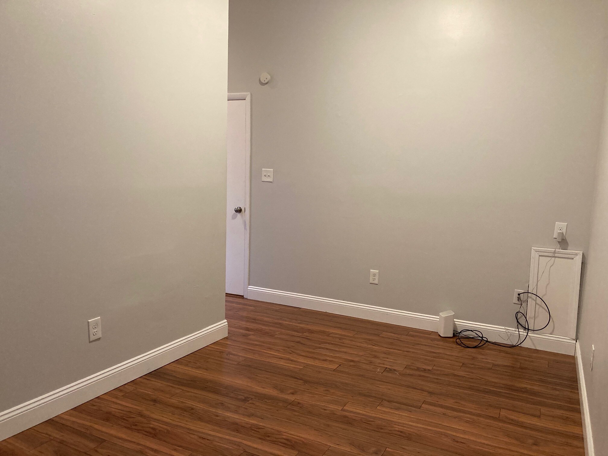 Building Photo - 1203 N W Ave