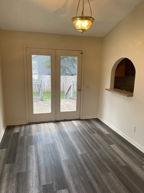 Building Photo - 8 Retriever Ln