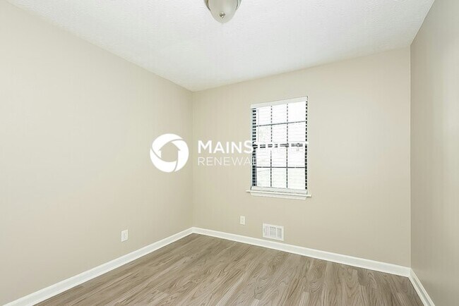 Building Photo - 3 Bedroom Pet-Friendly Home in Buford, GA with Main Street Renewal