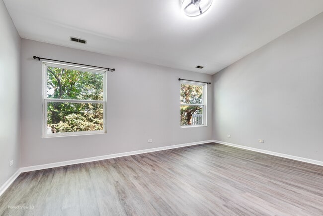 Building Photo - 2827 Stonewater Dr