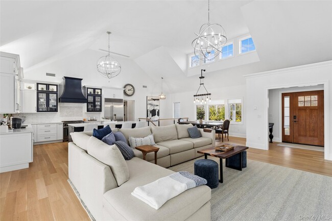 Building Photo - 47 Old Riverhead Rd