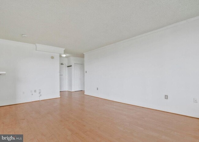 Building Photo - 3701 S George Mason Dr