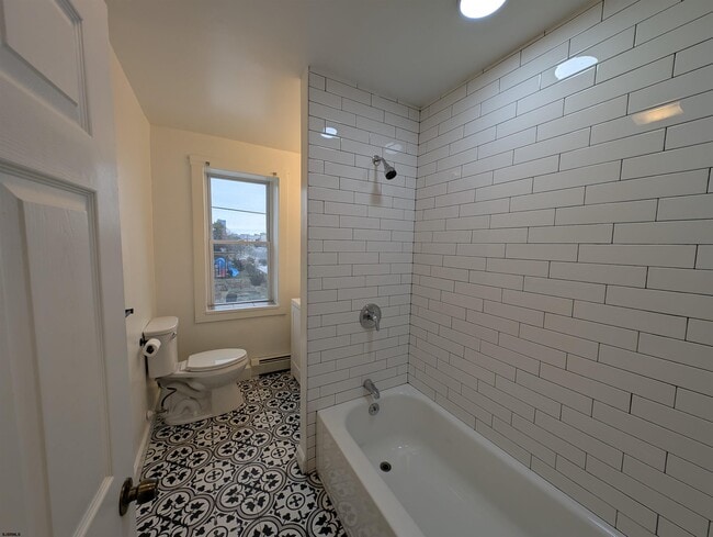 Building Photo - 46 N Connecticut Ave