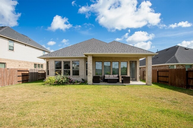 Building Photo - 2023 Village Orchard Ln