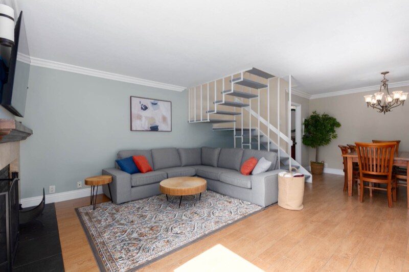 Building Photo - 10159 Caminito Volar