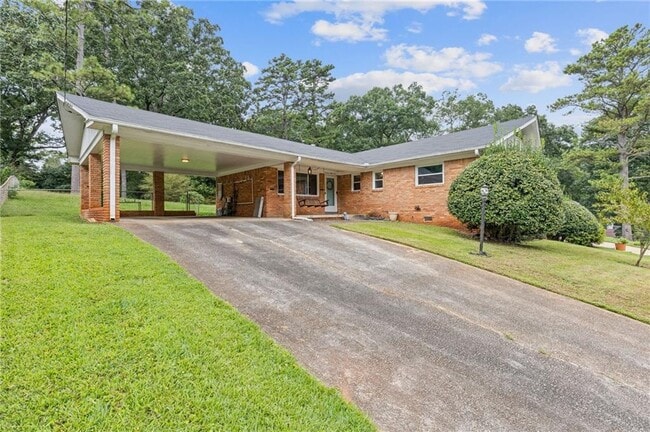 Primary Photo - 1435 Thomas Rd