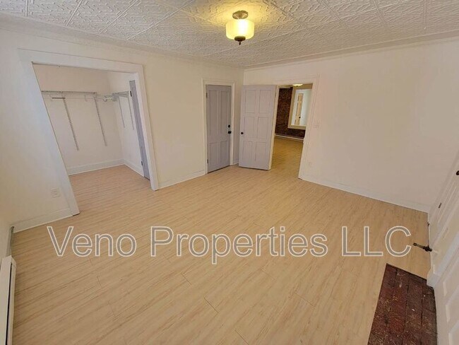 Building Photo - 3 Ashland Pl