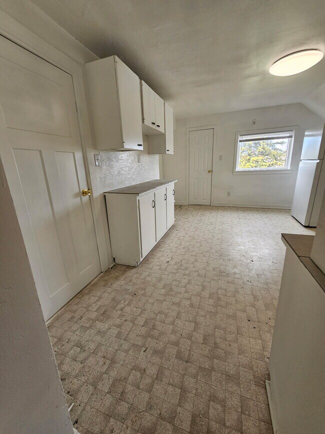 Building Photo - 1804 11th St