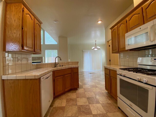 Building Photo - Beautiful home for rent in Canyon Falls in Folsom!