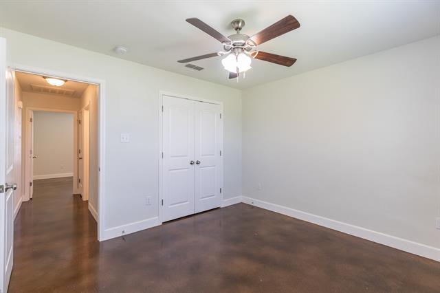 Building Photo - 246 Foxtrot Ln