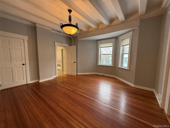 Building Photo - 120 Clinton Ave