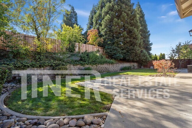 Building Photo - 4616 Gatwick Way