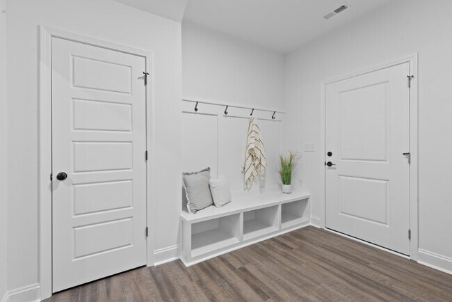 Building Photo - 145 Kennel Rd