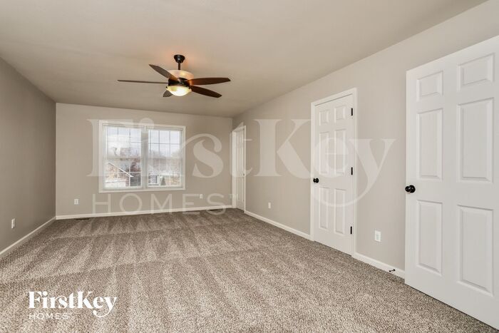 Building Photo - 332 Centerfield Dr