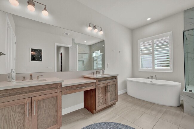 Building Photo - 138 Palma St