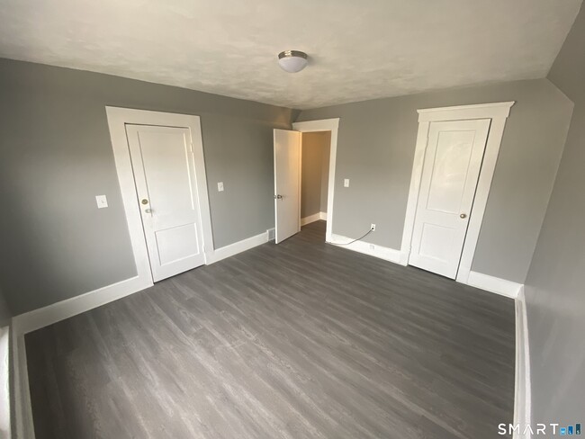 Building Photo - 358 Blohm St