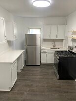 Building Photo - 135 Pearl St