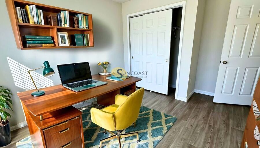 Building Photo - 6408 Sweetbay Ln